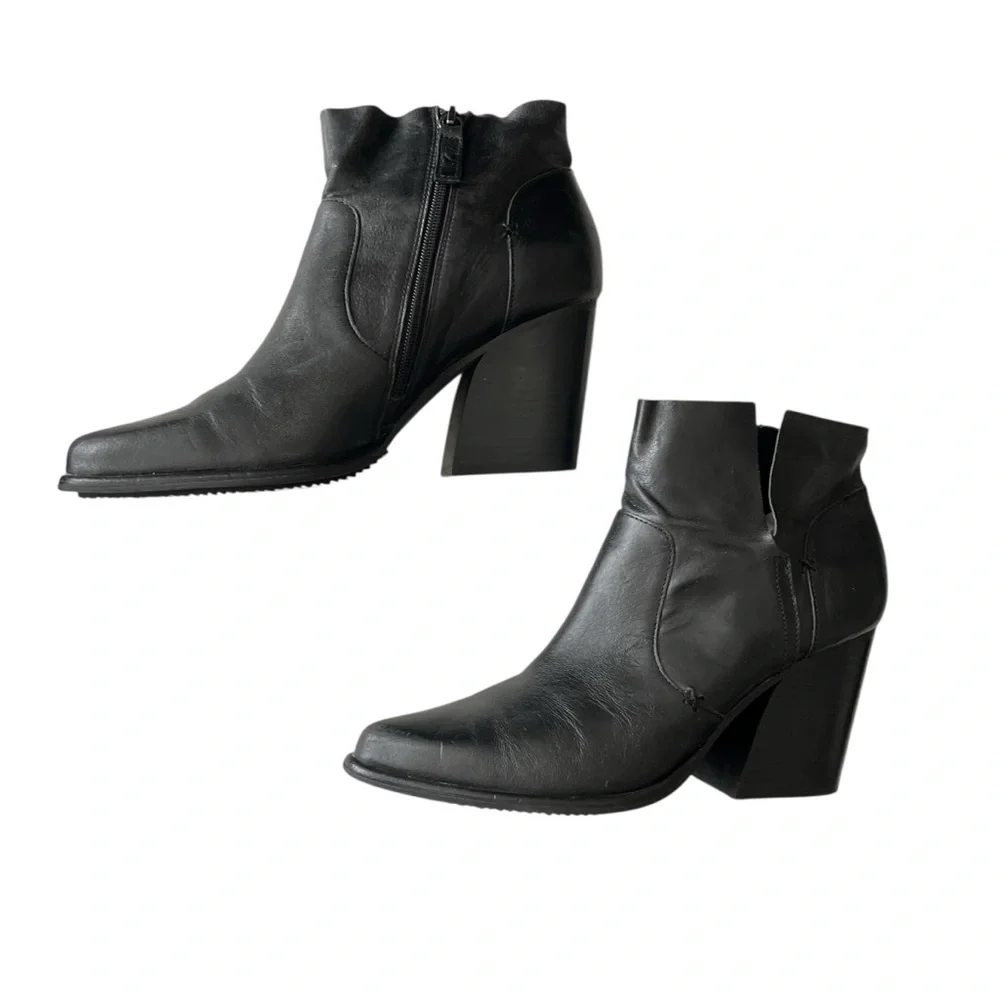 KELSI DAGGER x ANTHROPOLOGIE Brooklyn Side Split Black Leather‎ Ankle Boots